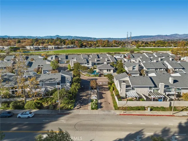 $670,000 | 25136 Marci Way, Valencia, CA 91355