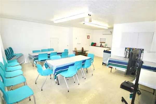 $3,000 | 608 Dundee Road, Unit 1 & 2, Dundee, FL 33838