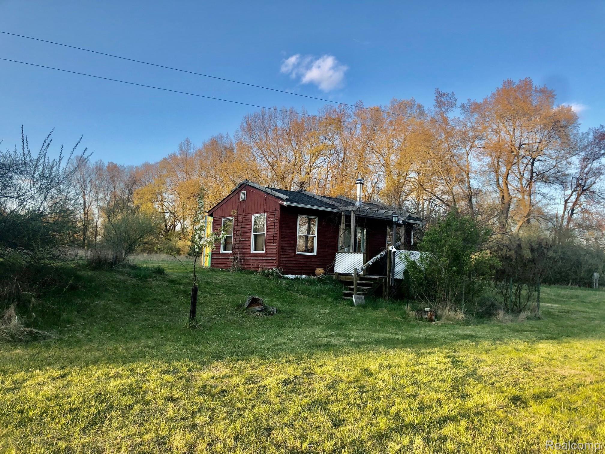 2855 Thornville Road Metamora, MI 48455 - Photo 1 of 4 2855 Thornville cabin.jpg