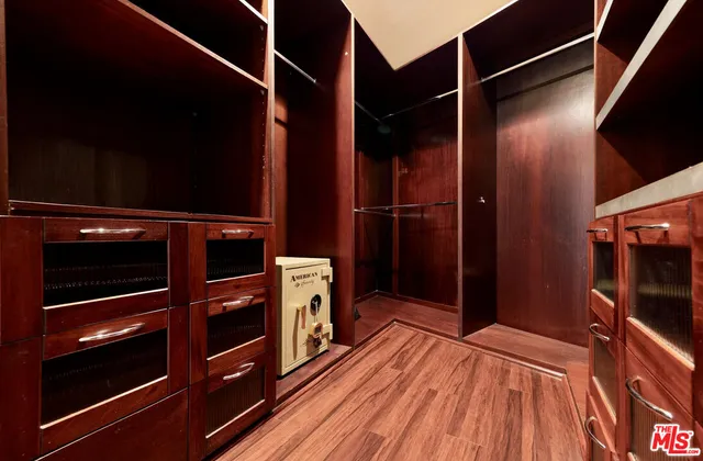 a view of a walk in closet