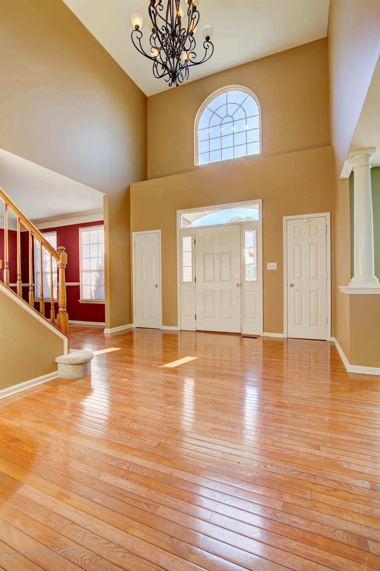 64 Rutgers Way Freehold, NJ 07728 - Photo 4 of 30 05-Foyer