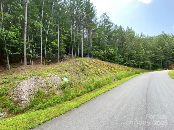 $24,500 | 200 West Settings Boulevard Northwest, Valdese, NC 28690