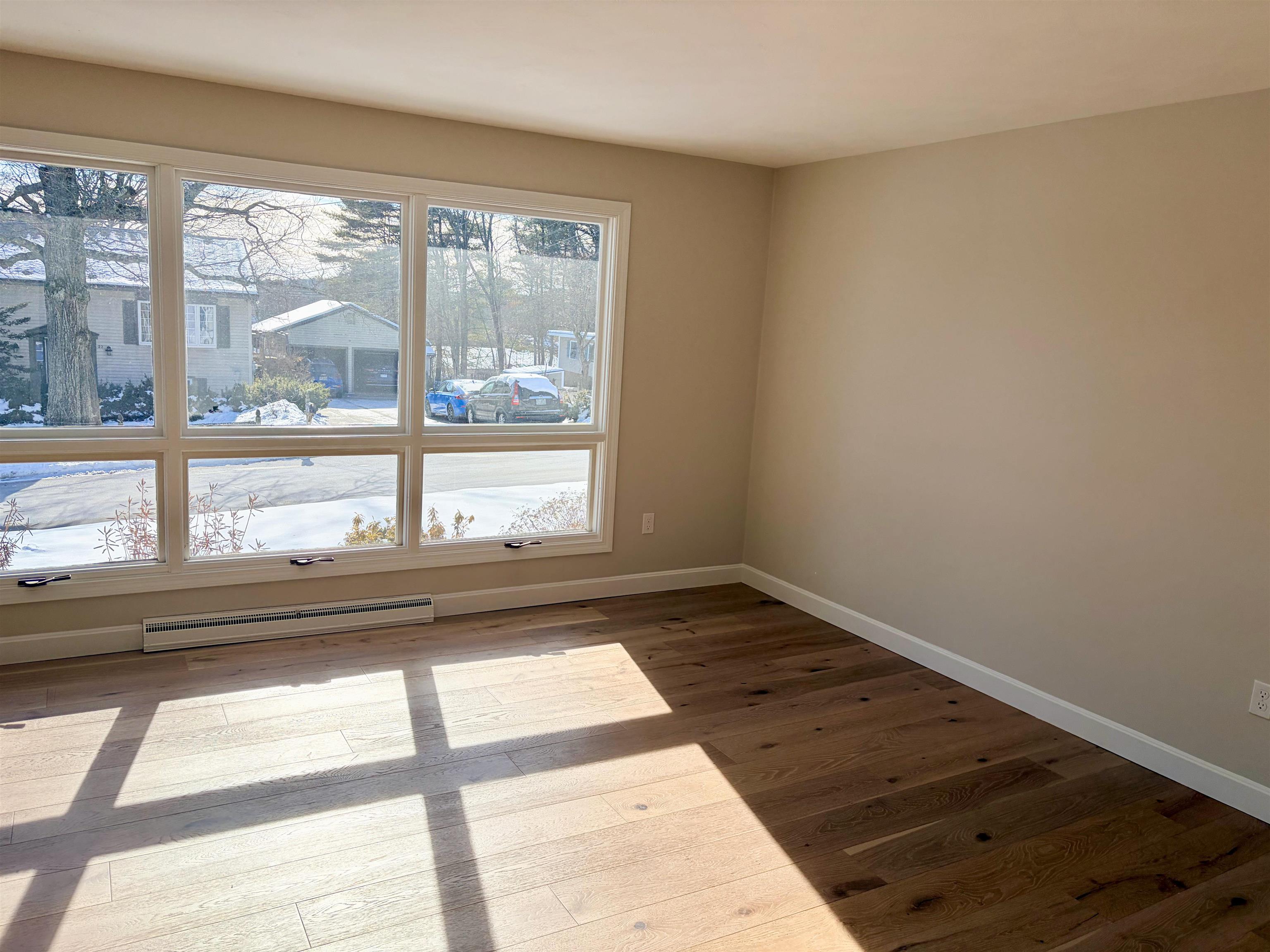 21 Sims Street Nashua, NH 03063 - Photo 11 of 30