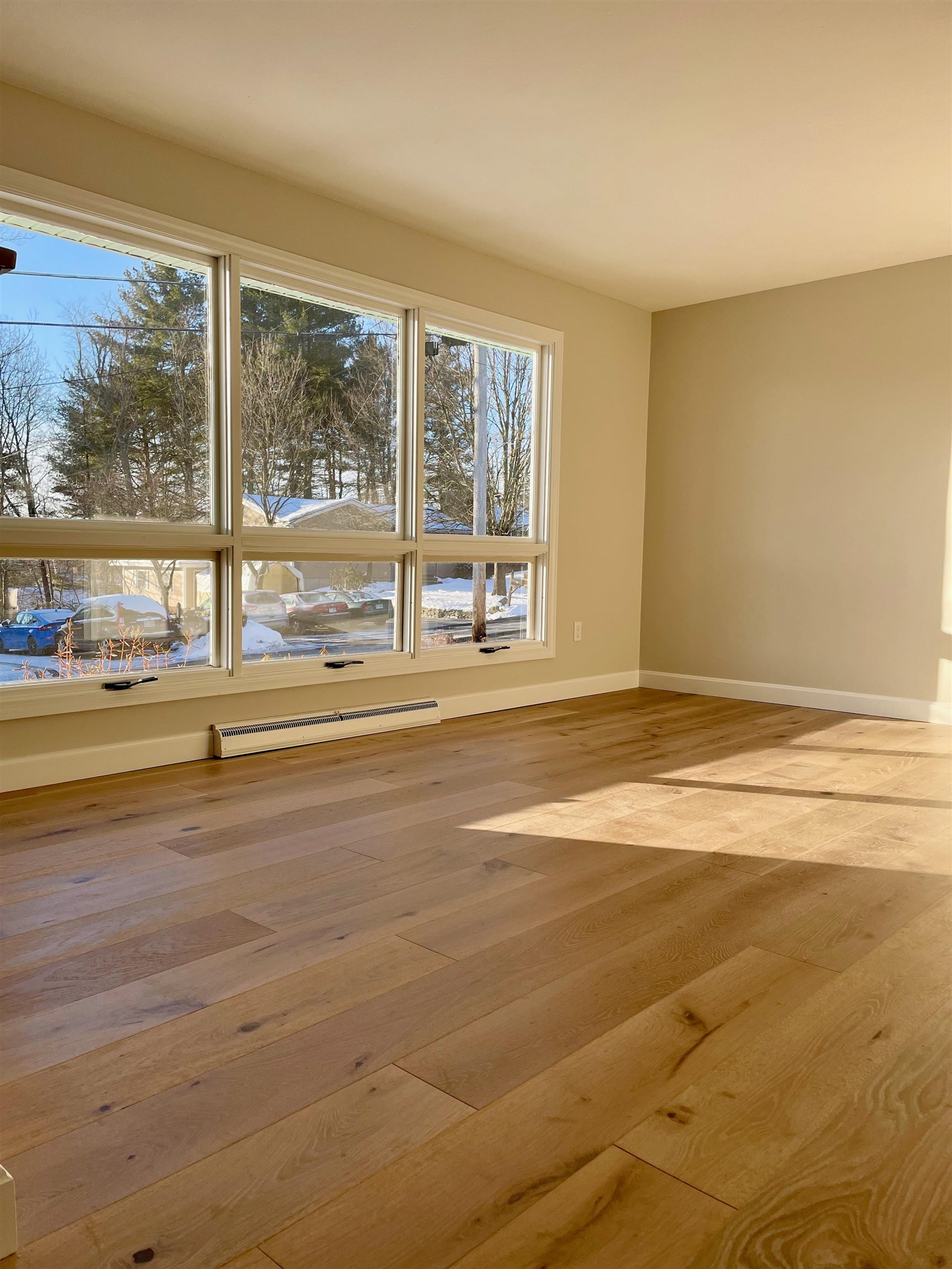 21 Sims Street Nashua, NH 03063 - Photo 7 of 30