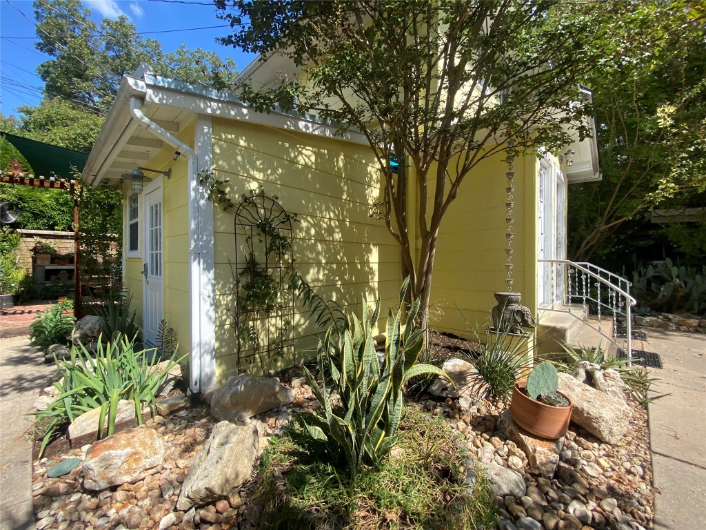 1404 West 12th Street, Unit C Austin, TX 78703 - Photo 26 of 34