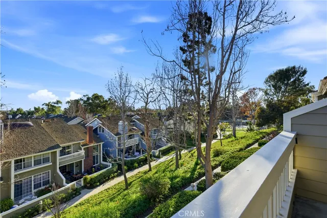 $1,100,000 | 451 Kakkis Drive, Unit 101, Long Beach, CA 90803