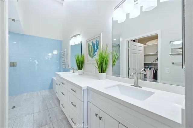 $1,100,000 | 451 Kakkis Drive, Unit 101, Long Beach, CA 90803