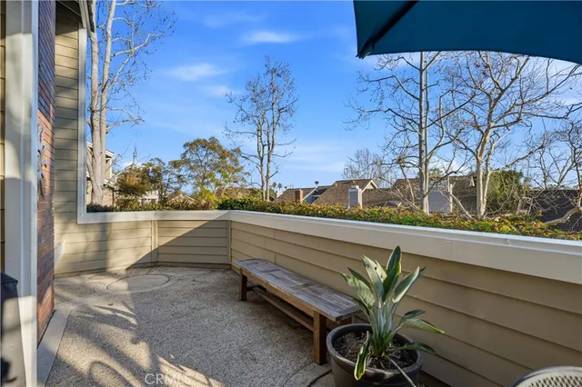 $1,100,000 | 451 Kakkis Drive, Unit 101, Long Beach, CA 90803