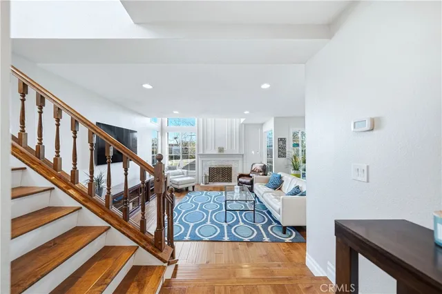 $1,100,000 | 451 Kakkis Drive, Unit 101, Long Beach, CA 90803