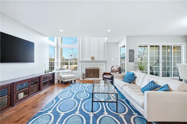 $1,100,000 | 451 Kakkis Drive, Unit 101, Long Beach, CA 90803