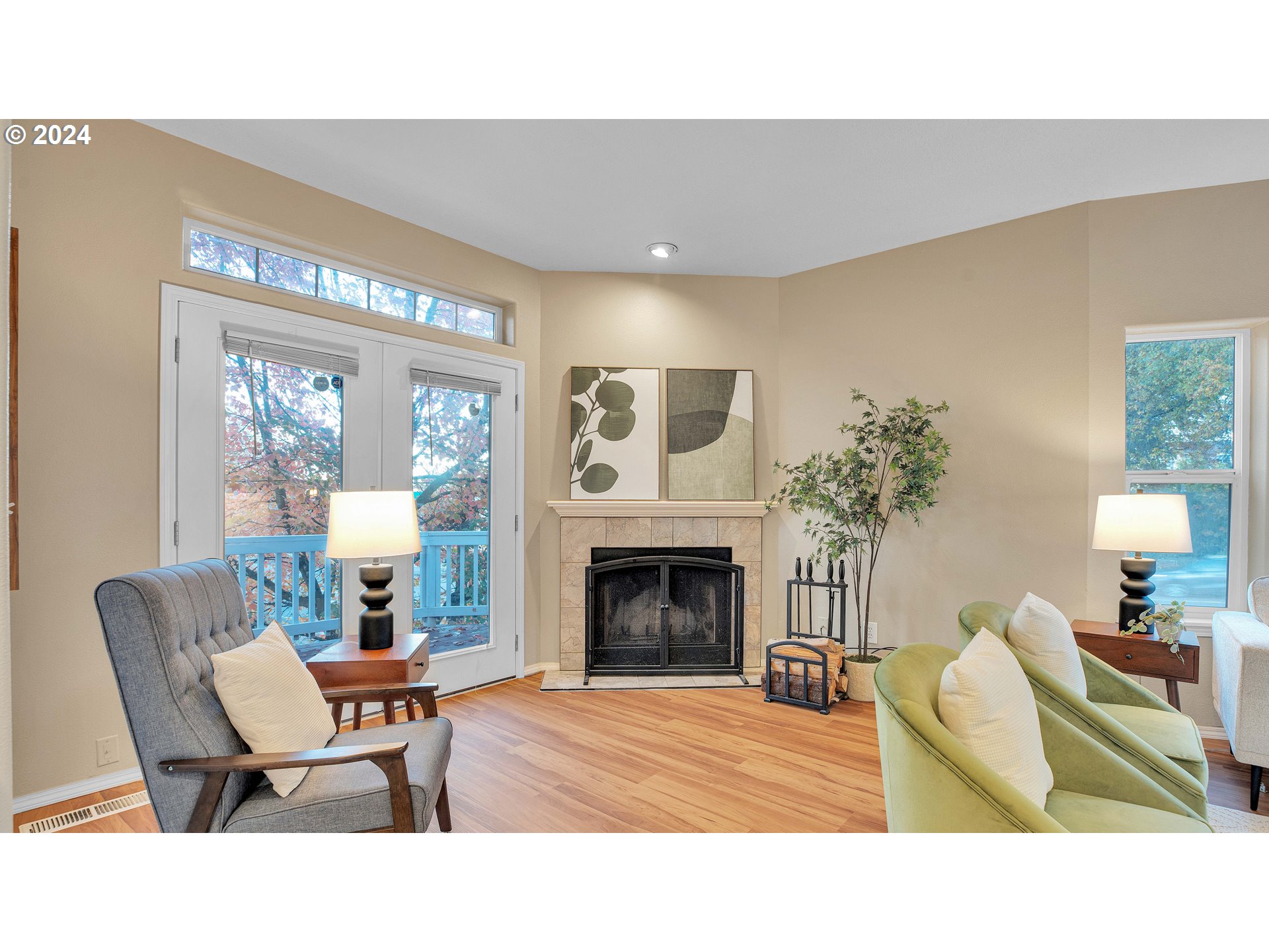 4 Southwest Gibbs Street Portland, OR 97239 - Photo 12 of 35 Gallery Image 12