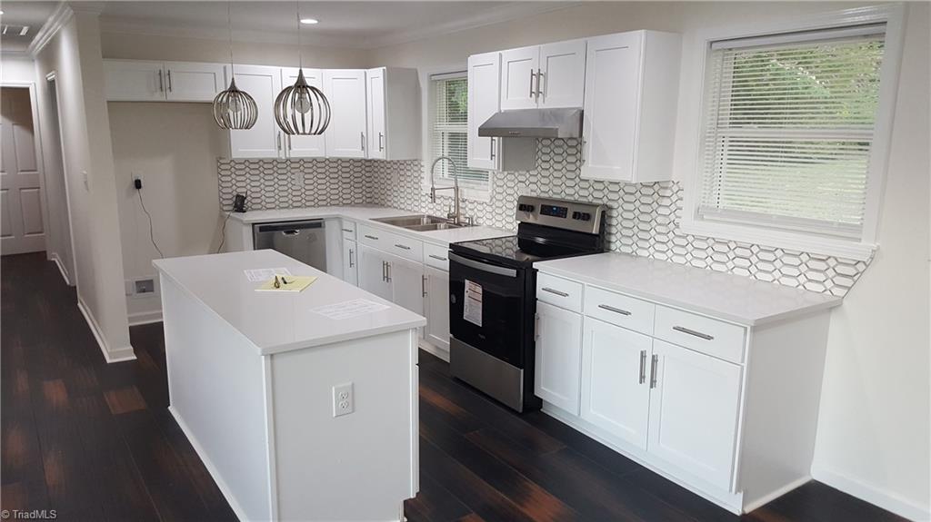 151 Robbins Road Winston-Salem, NC 27107 - Photo 8 of 25 Gallery Image 8