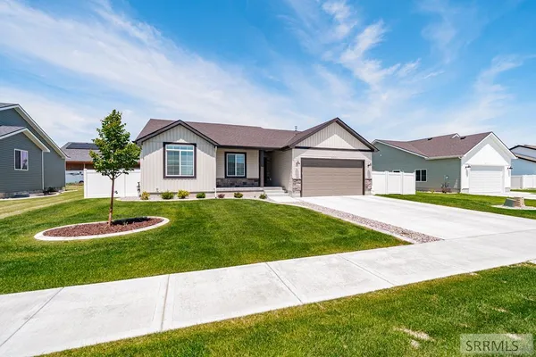 $445,500 | 4361 East Hatch Holw Lane, Idaho Falls, ID 83401