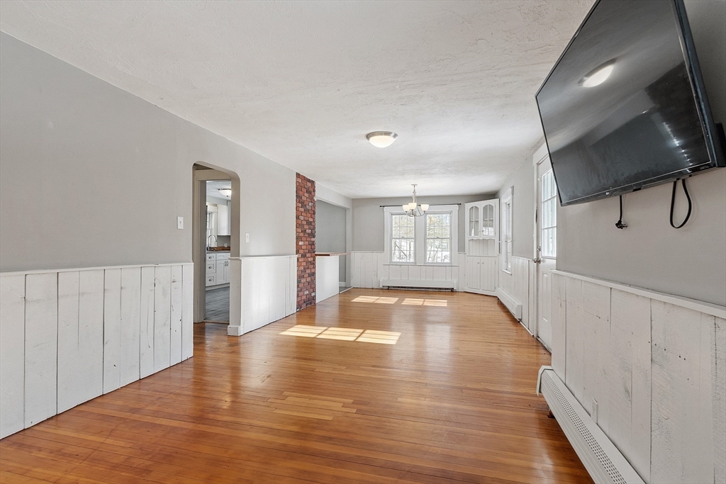 594 Betty Spring Road Gardner, MA 01440 - Photo 14 of 42 Gallery Image 14
