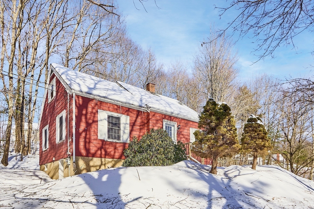 594 Betty Spring Road Gardner, MA 01440 - Photo 36 of 42 Gallery Image 36