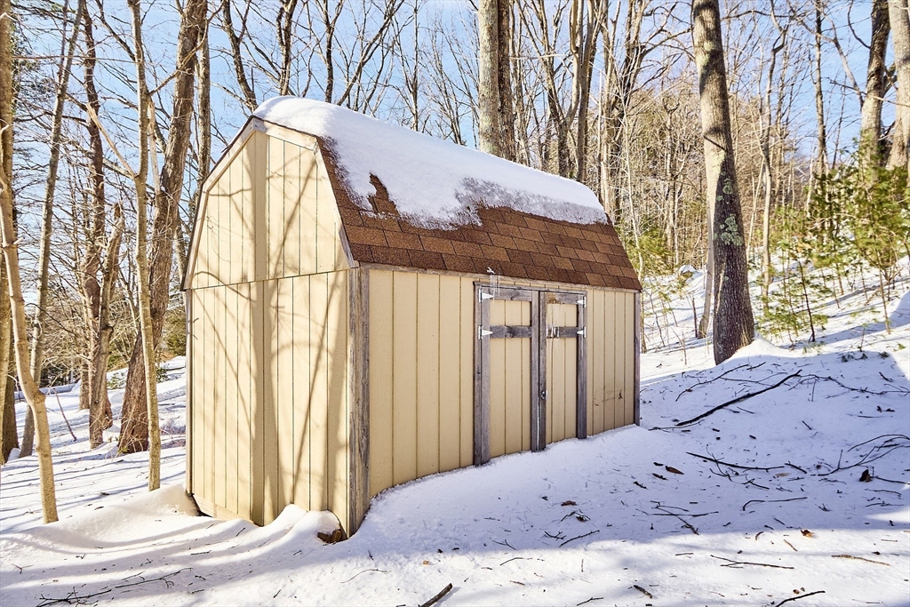 594 Betty Spring Road Gardner, MA 01440 - Photo 38 of 42 Gallery Image 38