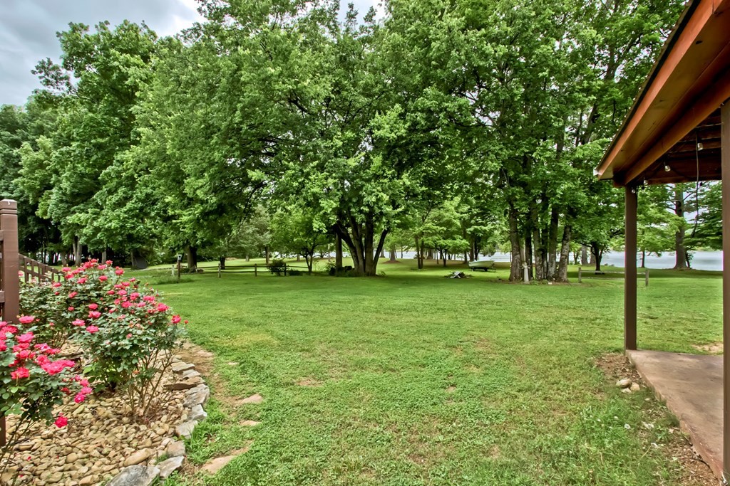 625 Lakehaven Circle Decatur, TN 37322 - Photo 28 of 41 Gallery Image 28