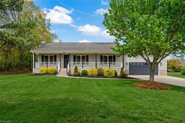 $319,900 | 189 Hill Lane, Lexington, NC 27295