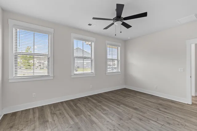 $329,000 | 5100 Park Creek Avenue, North Charleston, SC 29418