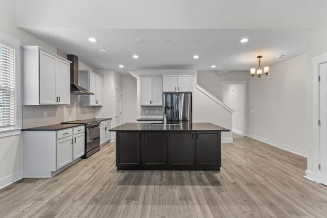 $329,000 | 5100 Park Creek Avenue, North Charleston, SC 29418