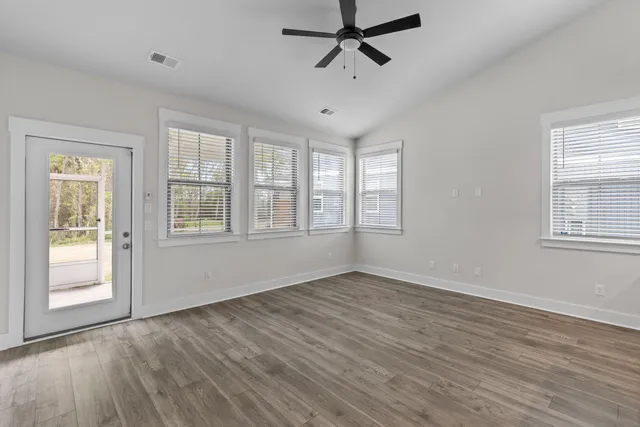 $329,000 | 5100 Park Creek Avenue, North Charleston, SC 29418