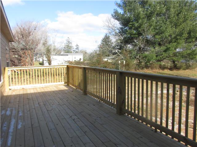 411 Kaiser Road Dickson, TN 37055 - Photo 3 of 10