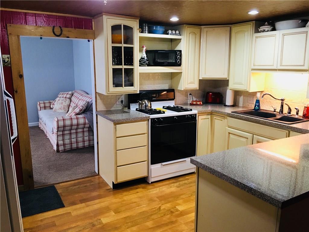 520 West Cedar Bluff Road Bloomington, IN 47403 - Photo 3 of 37 Gallery Image 3