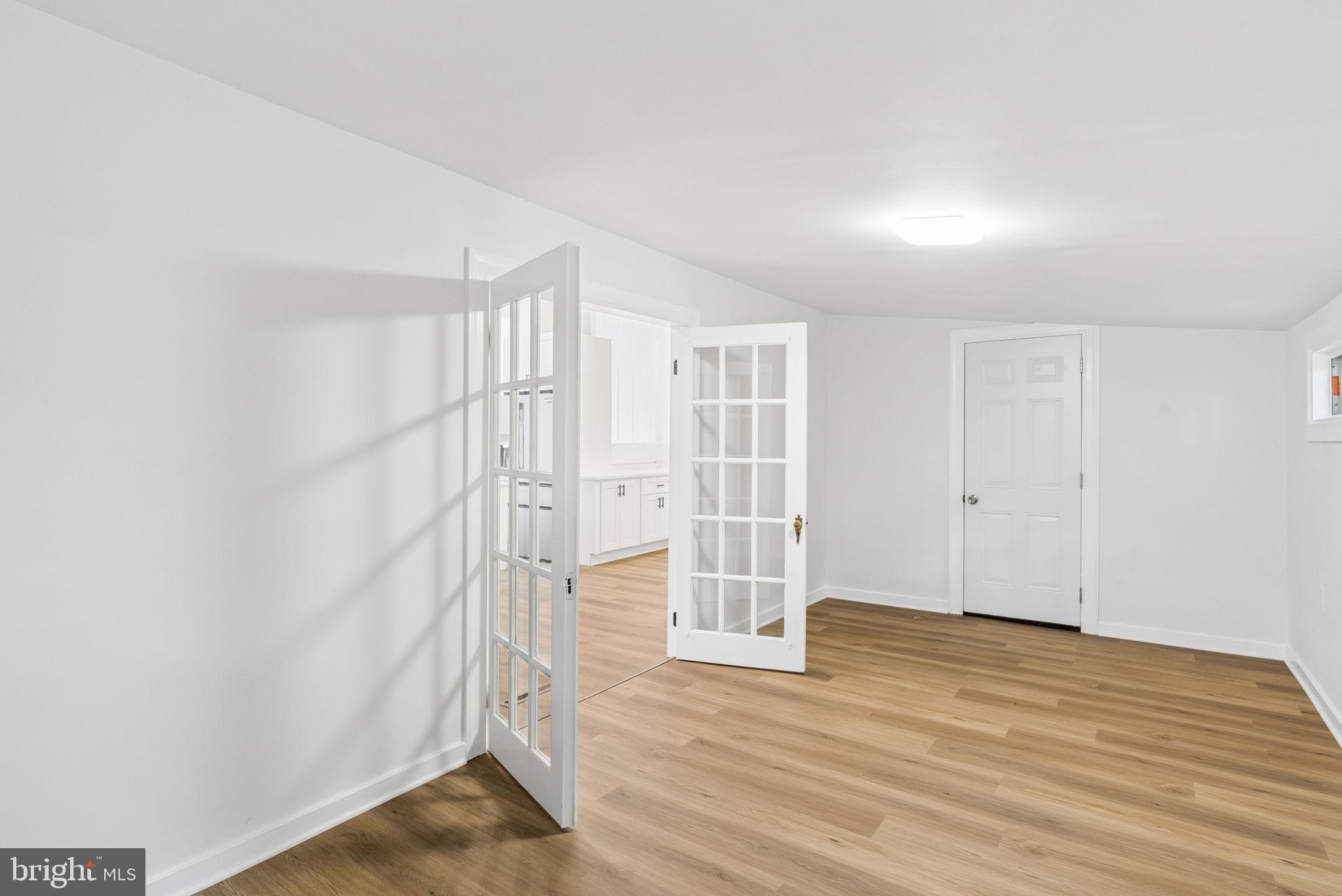 4748 Old Court Road Baltimore, MD 21208 - Photo 26 of 37