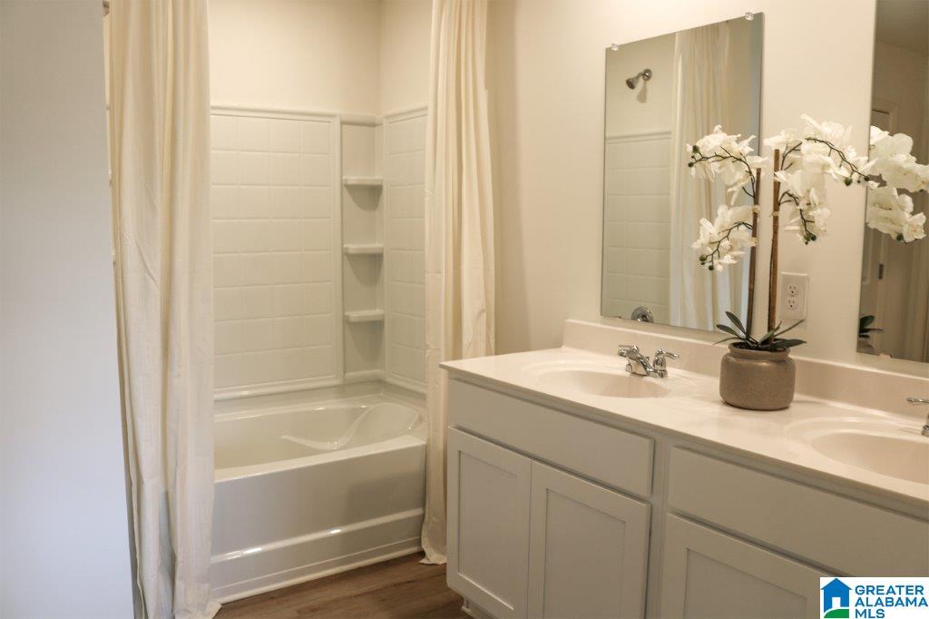 237 Koslin Loop Calera, AL 35040 - Photo 5 of 17