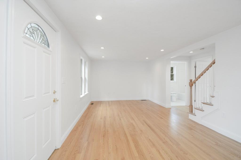 662 Old Harvard Road Boxborough, MA 01719 - Photo 3 of 19