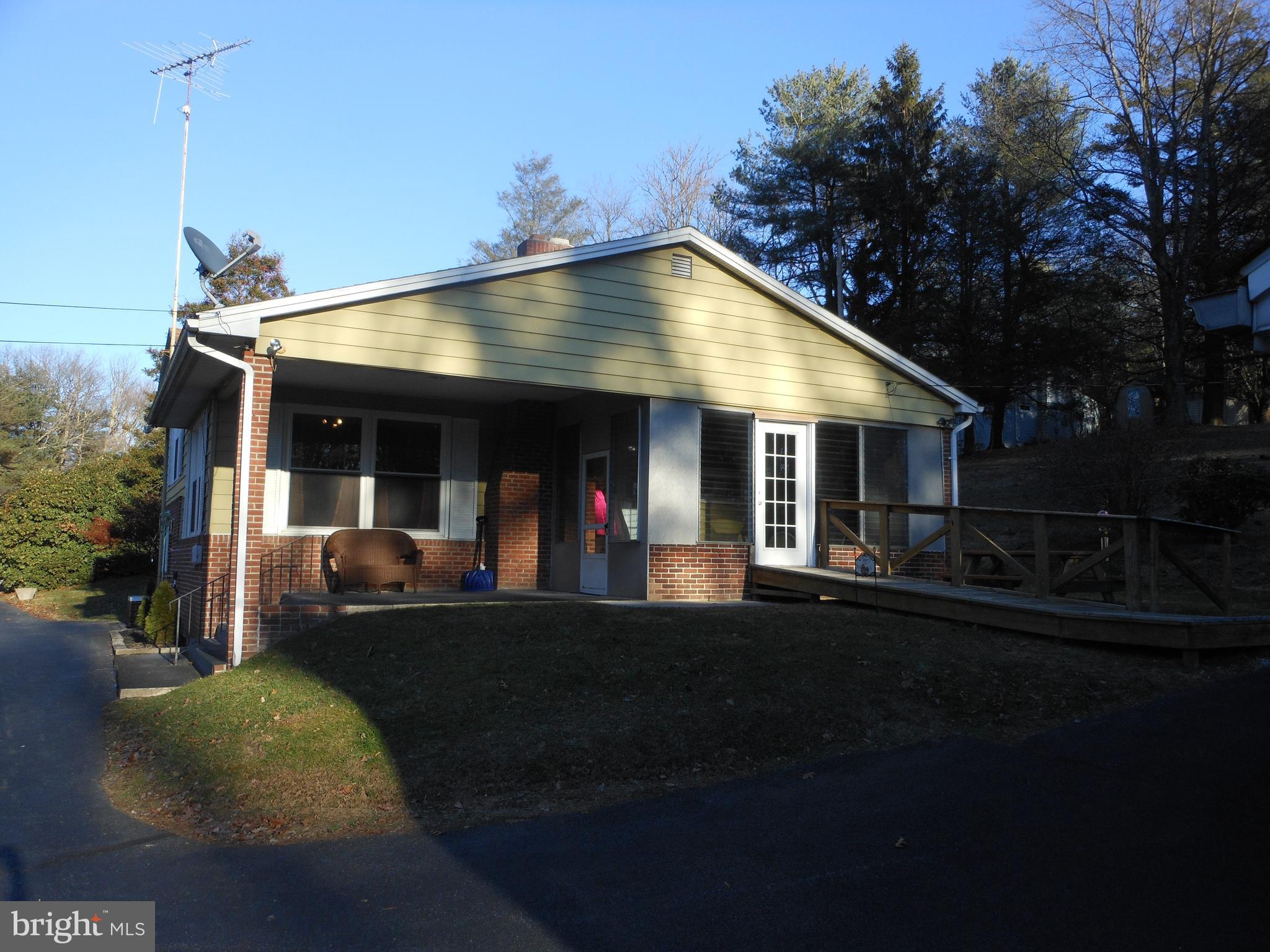 61 Church Road Orrtanna, PA 17353 - Photo 3 of 39 Gallery Image 3