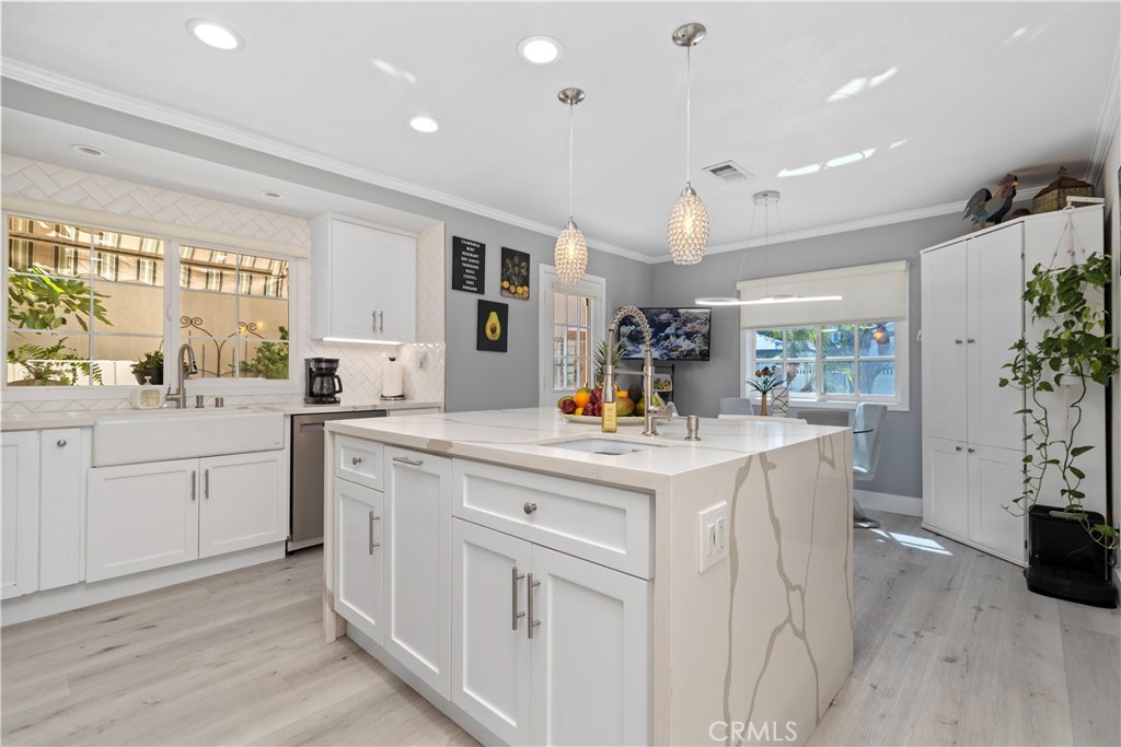 8 Monticello Irvine, CA 92620 - Photo 17 of 52