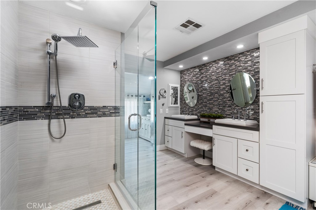 8 Monticello Irvine, CA 92620 - Photo 20 of 52