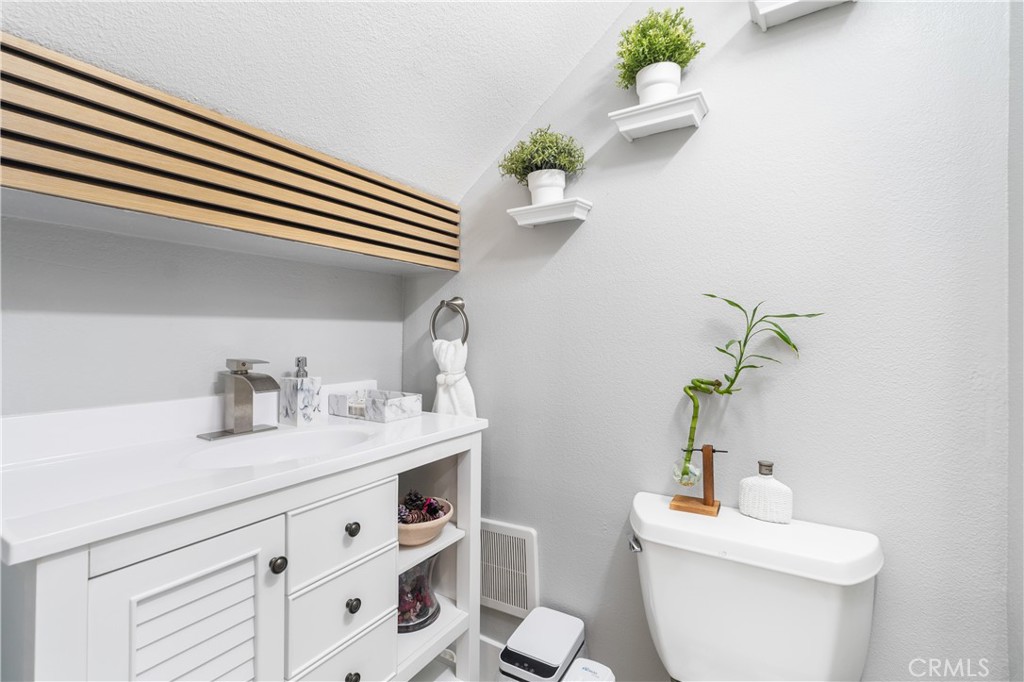 8 Monticello Irvine, CA 92620 - Photo 26 of 52