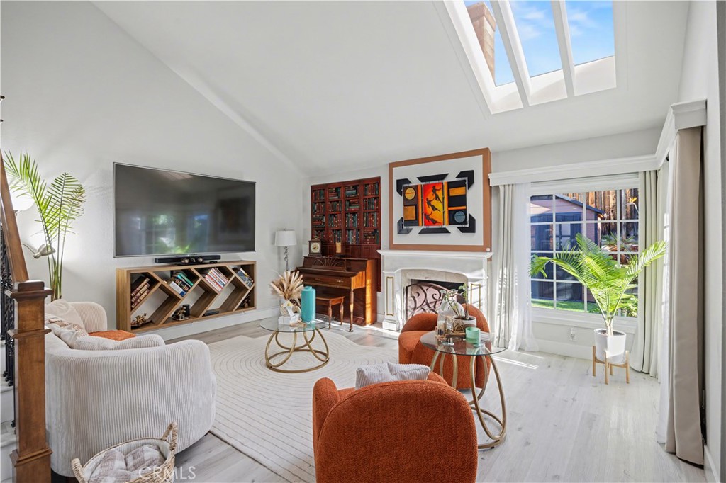 8 Monticello Irvine, CA 92620 - Photo 8 of 52