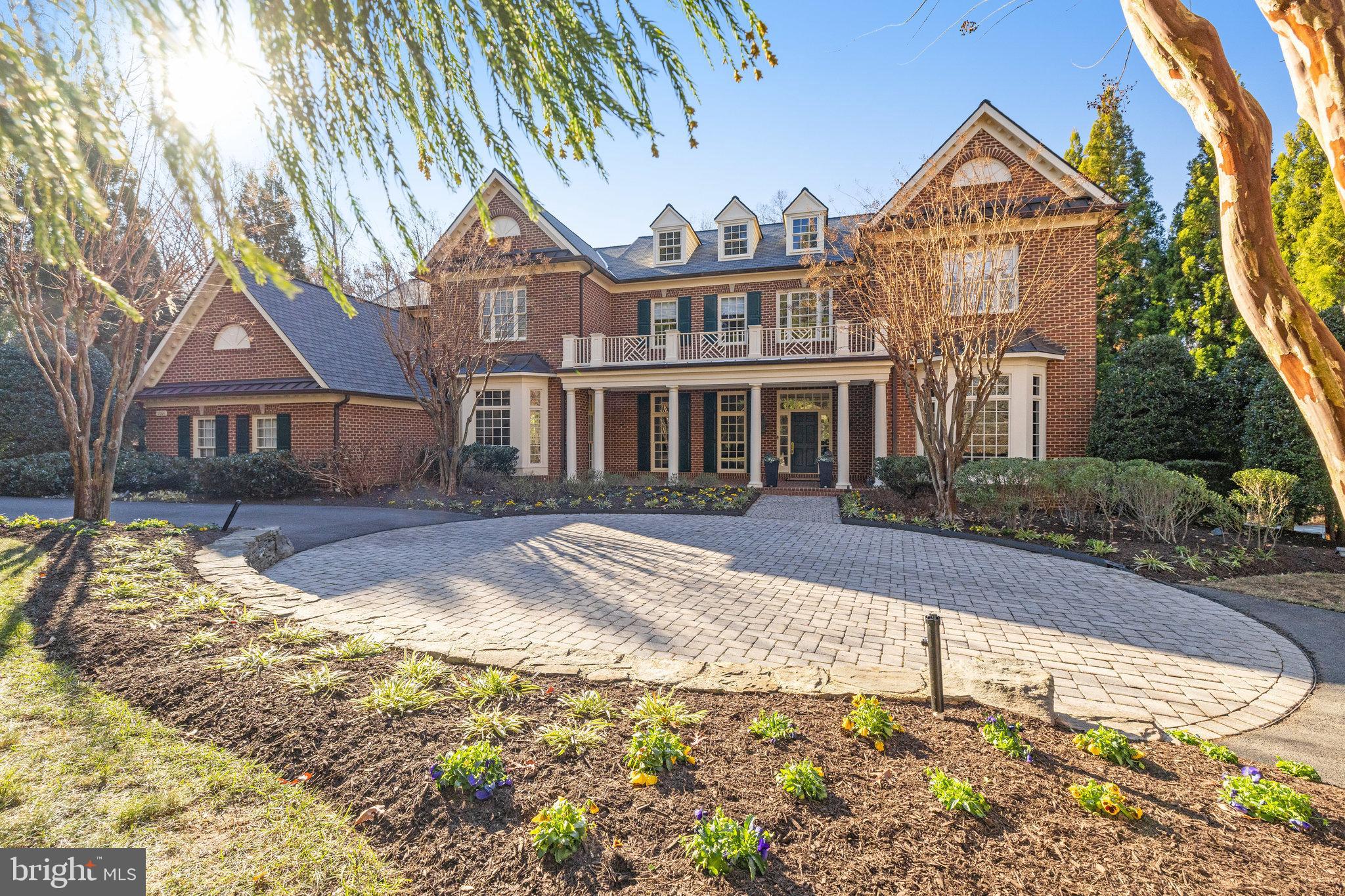 1064 Silent Ridge Court McLean, VA 22102 - Photo 3 of 70