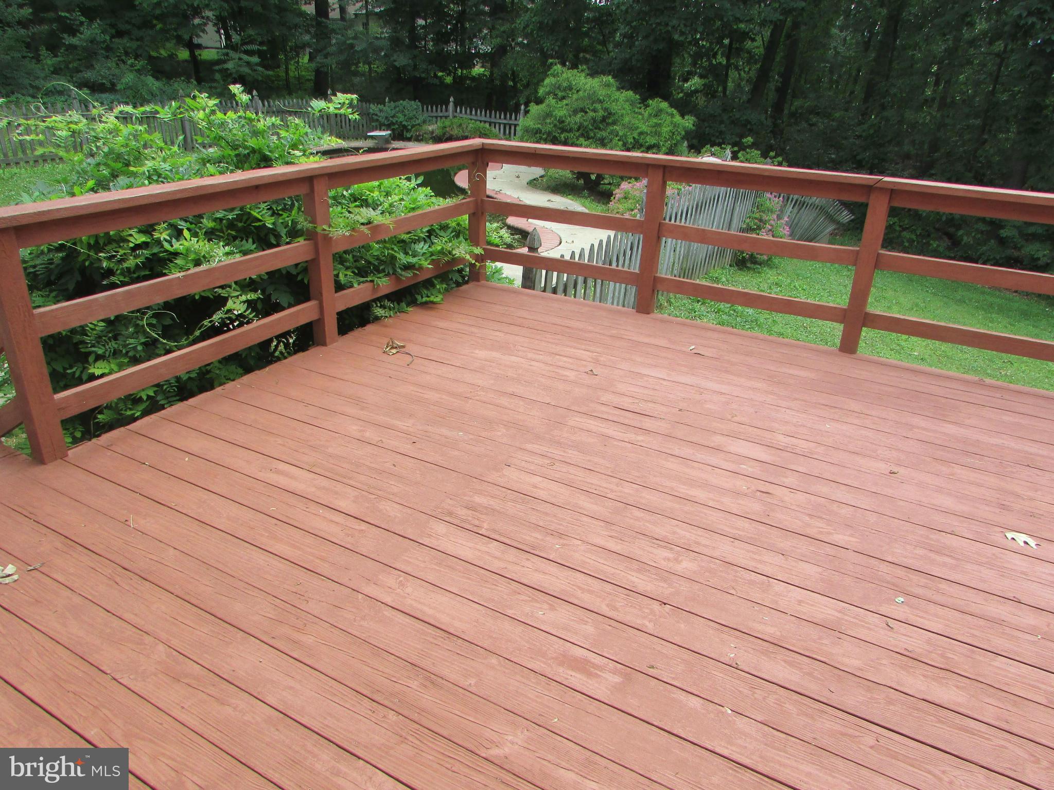 5250 Hoffmanville Road Manchester, MD 21102 - Photo 26 of 29 a view of wooden deck