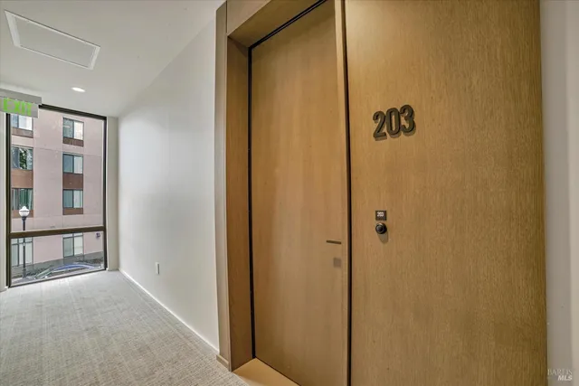 $899,000 | 131 Sawmill Circle, Unit 203, Healdsburg, CA 95448