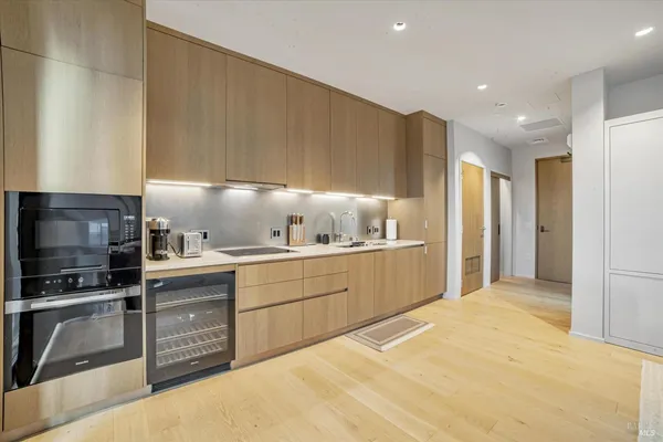 $899,000 | 131 Sawmill Circle, Unit 203, Healdsburg, CA 95448