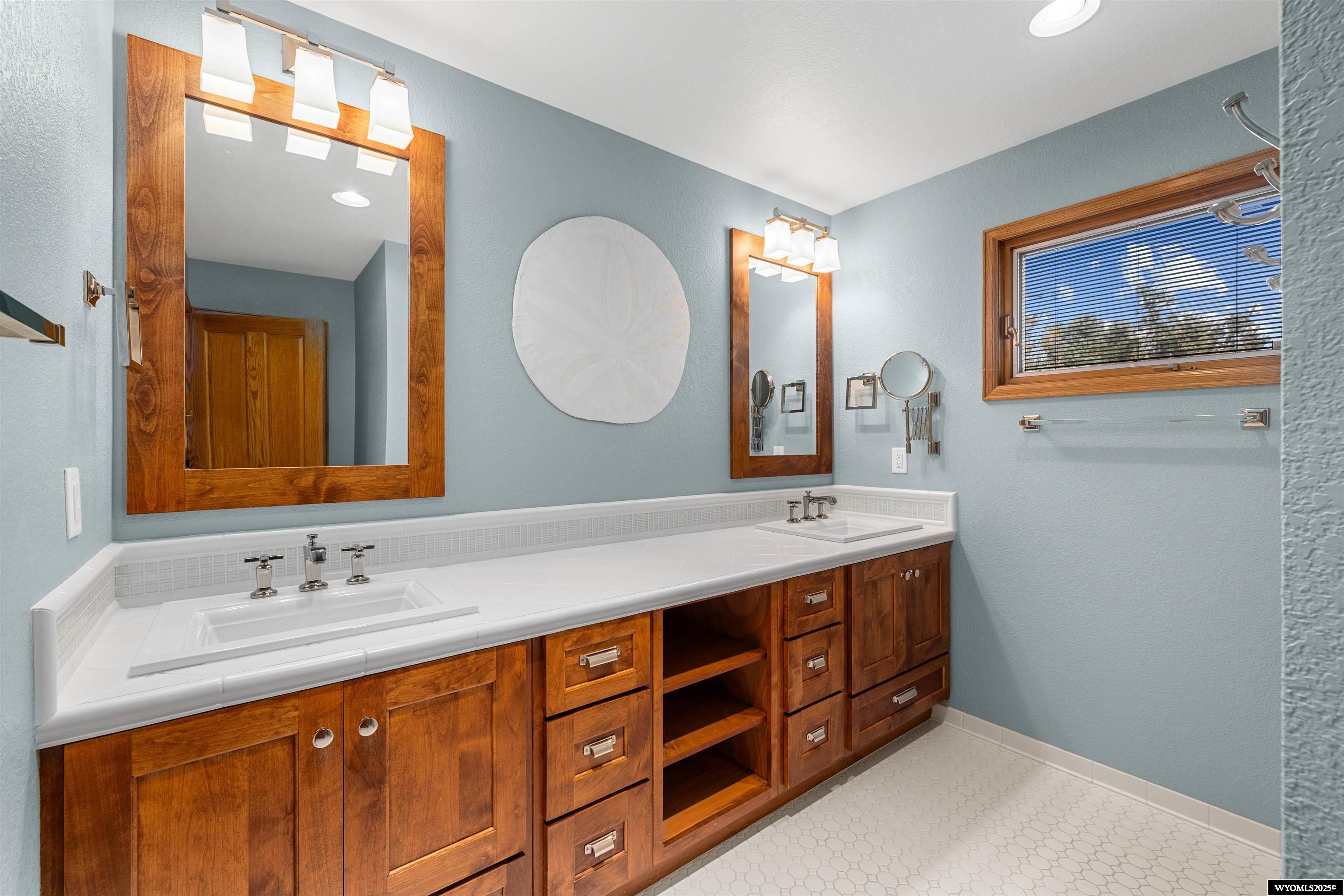 1940 Kingsbury Drive Casper, WY 82609 - Photo 21 of 50