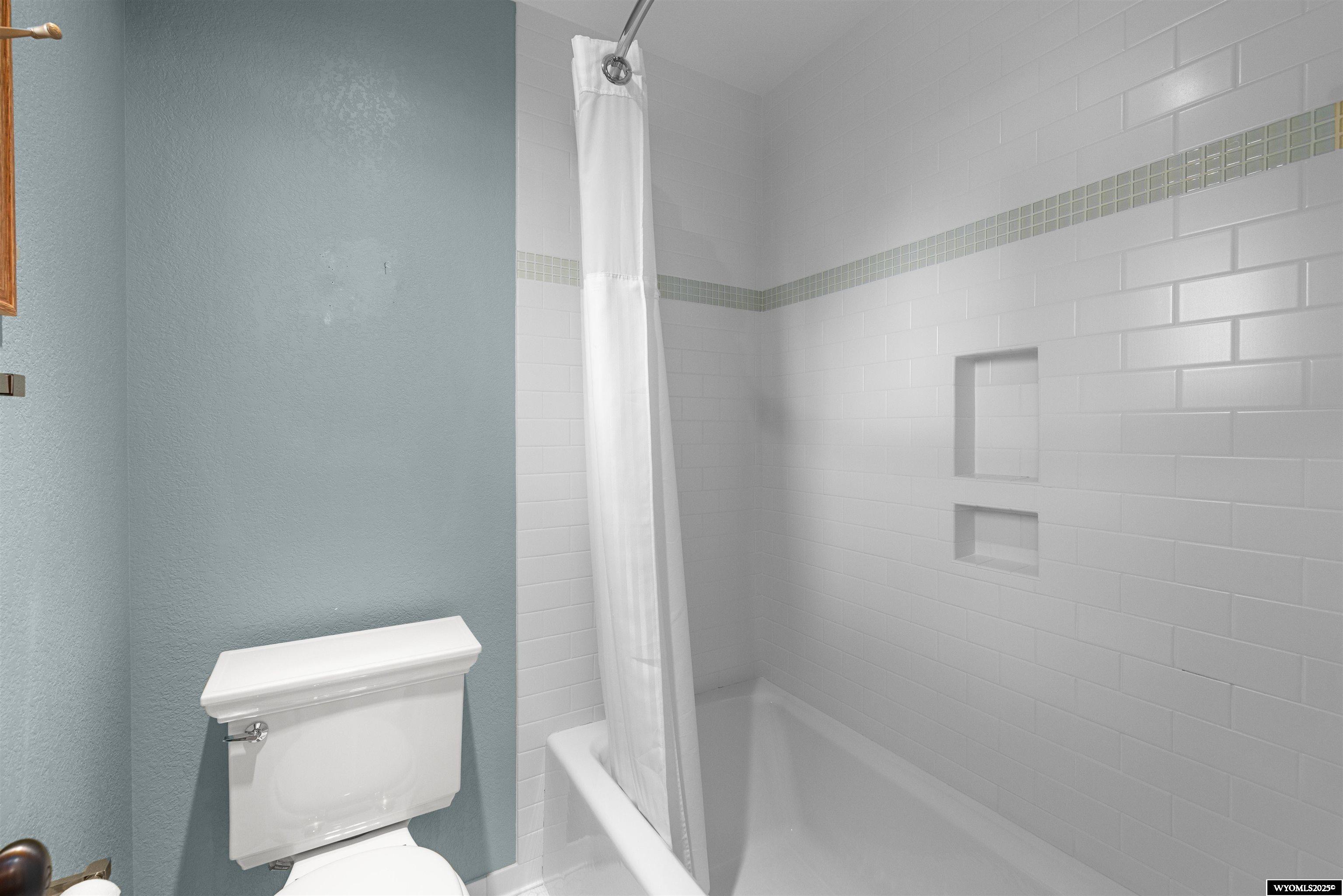 1940 Kingsbury Drive Casper, WY 82609 - Photo 22 of 50