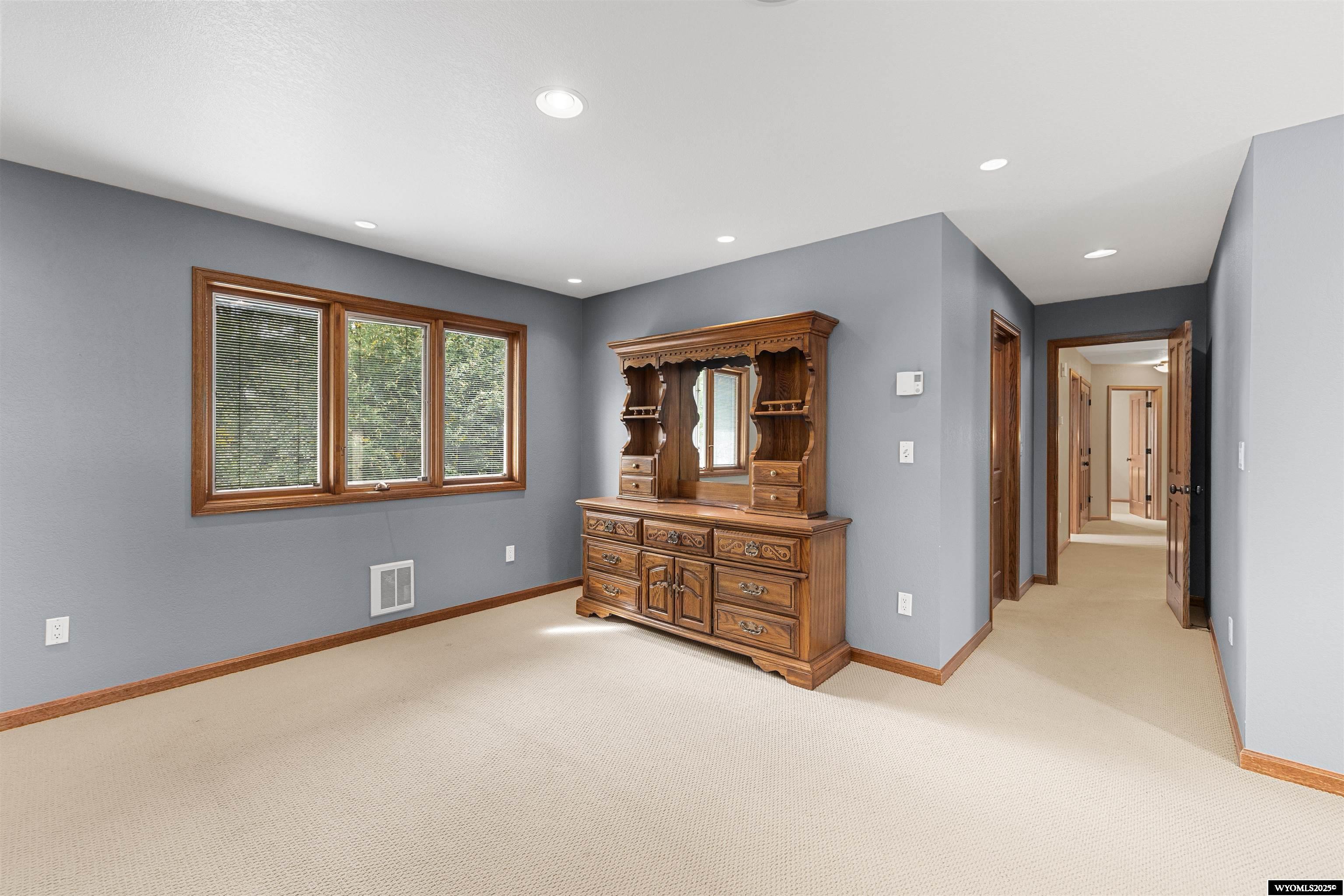 1940 Kingsbury Drive Casper, WY 82609 - Photo 23 of 50