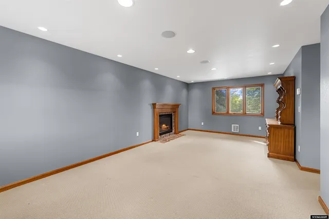 $565,000 | 1940 Kingsbury Drive, Casper, WY 82609