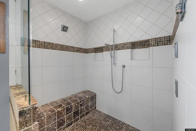 $565,000 | 1940 Kingsbury Drive, Casper, WY 82609