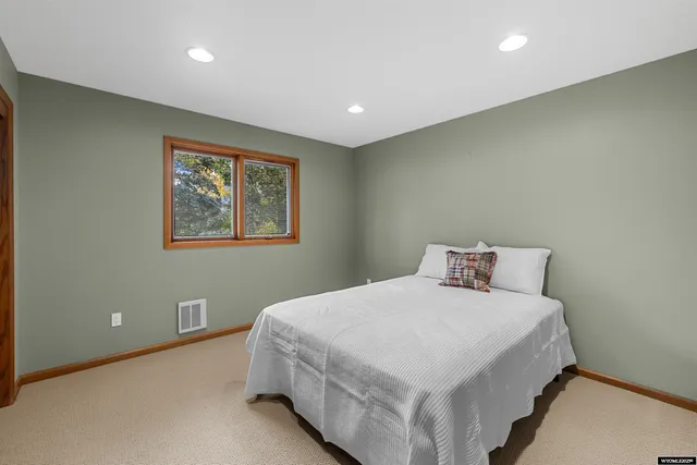 $565,000 | 1940 Kingsbury Drive, Casper, WY 82609