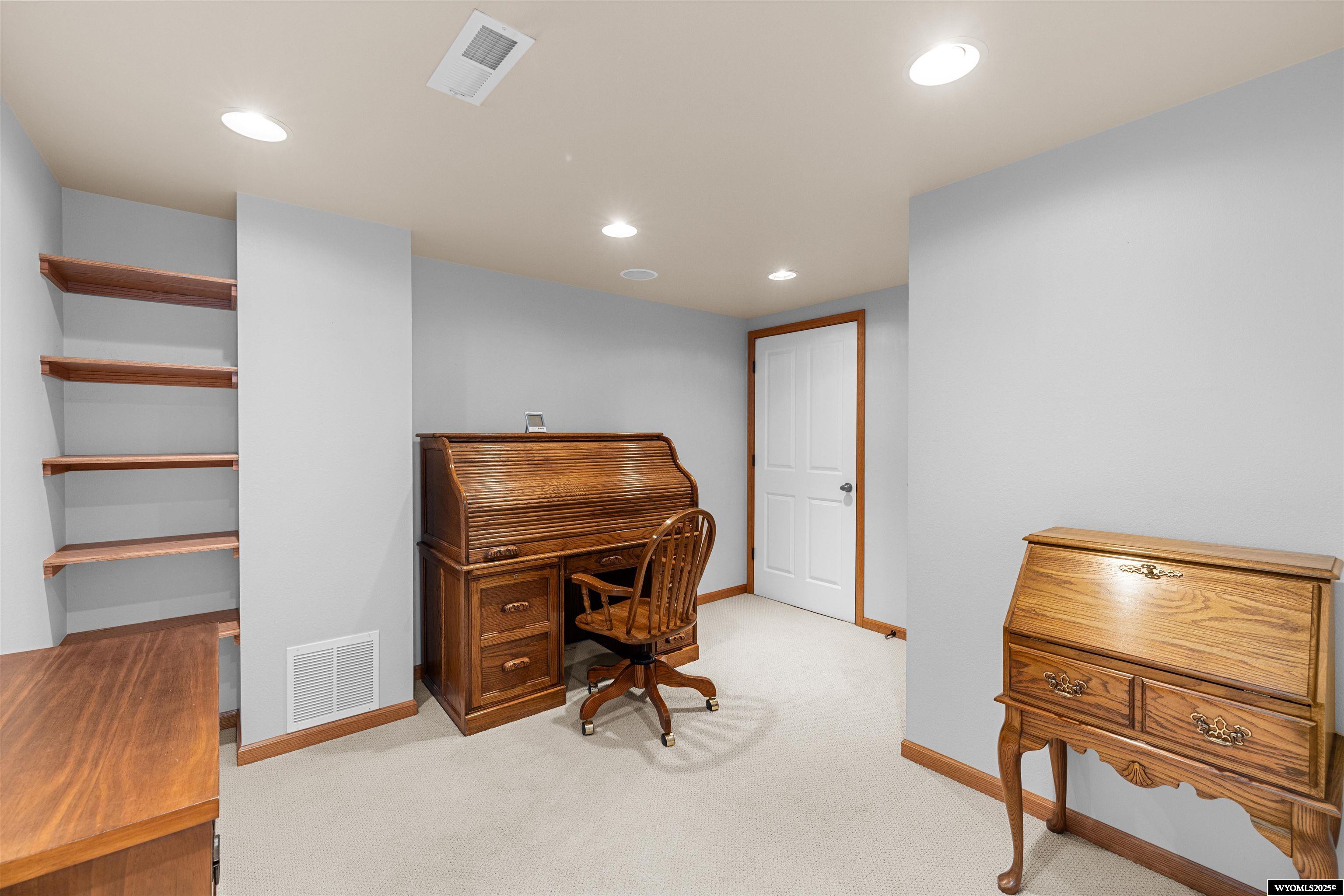 1940 Kingsbury Drive Casper, WY 82609 - Photo 40 of 50