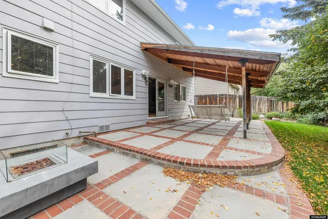 $565,000 | 1940 Kingsbury Drive, Casper, WY 82609