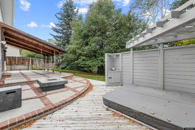 $565,000 | 1940 Kingsbury Drive, Casper, WY 82609