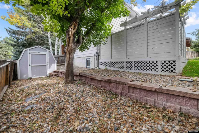 $565,000 | 1940 Kingsbury Drive, Casper, WY 82609