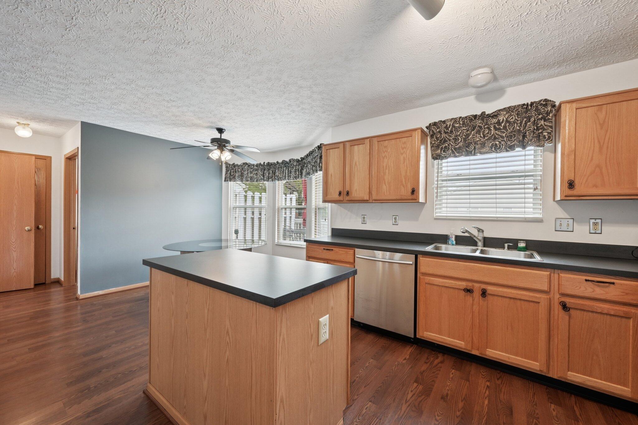 1459 Tera Alta Road Columbus, OH 43207 - Photo 13 of 34 23-web-or-mls-Tera Alta Rd-S2208-023
